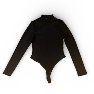 Haute Monde Black Mock T Stretch Long Sleeve Bodysuit with Metallic Threads NWT